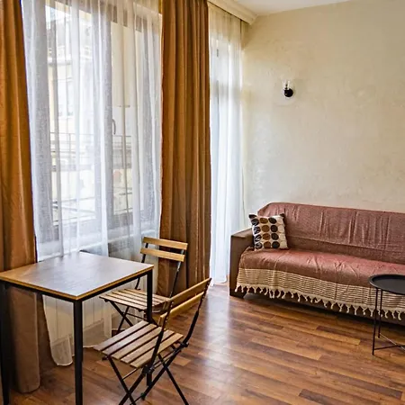 Tavdadebuli Apartment Batumi Zewnętrze zdjęcie