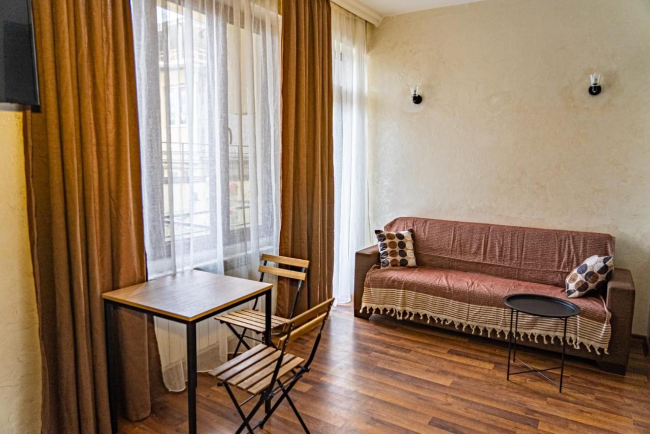 Tavdadebuli Apartament *