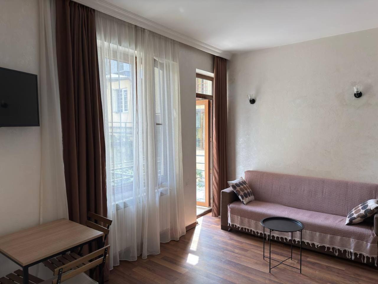 Tavdadebuli Apartment